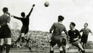 “Dalla Nascita del Calcio ai Giganti del Gioco: Un Viaggio Epico”